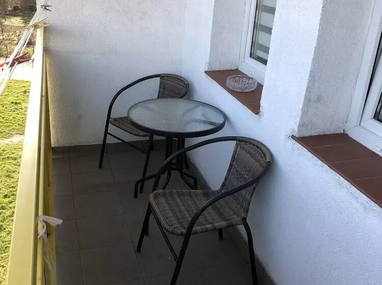 هتل Apartament F&j 12