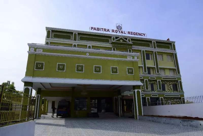 ホテル Pabitra Royal Regency