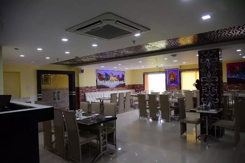 ホテル Pabitra Royal Regency