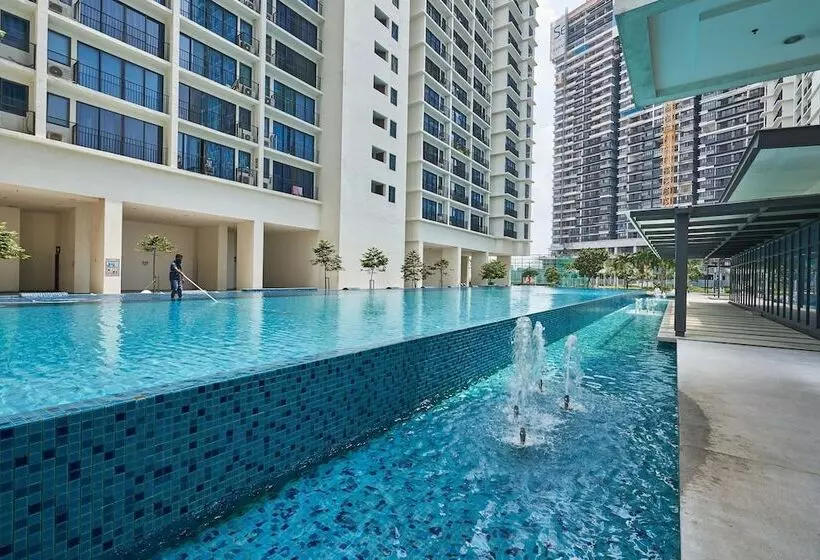 Hotelli Oyo Home 89316 Special Studio Setia Alam Trefoil