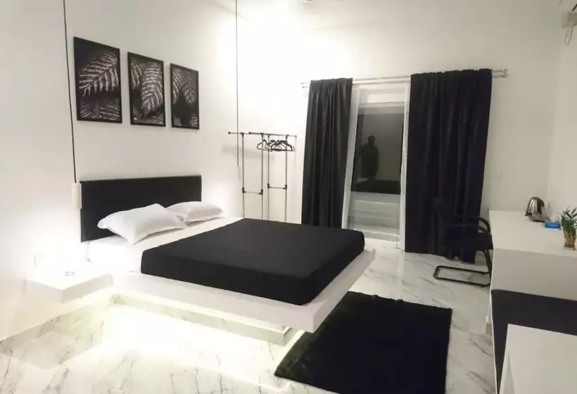 Hotelli Satta Beach Deluxe