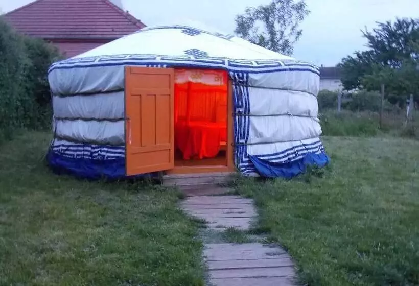 Hotelli Yourte Mongole
