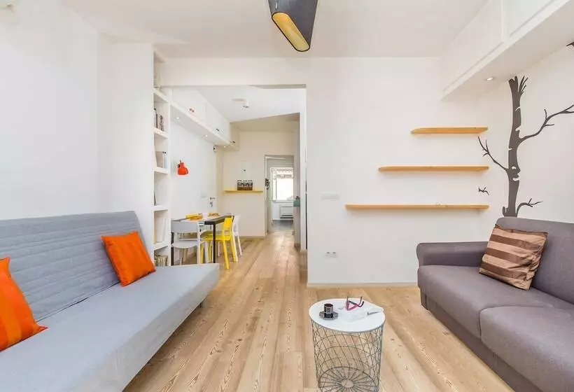 پانسیون Apartment & Room Joy