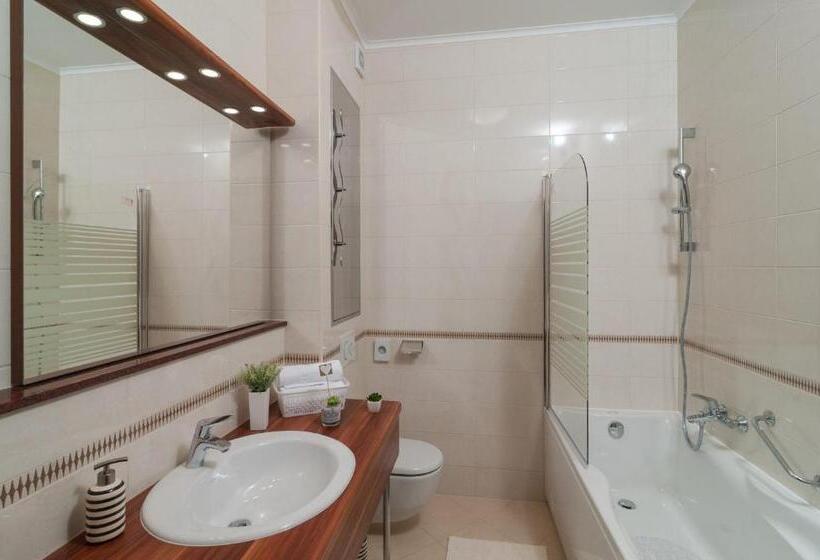 Panzió Luxury Rooms Near The Beach2