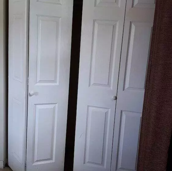 پانسیون Spanish Town Secured Gated