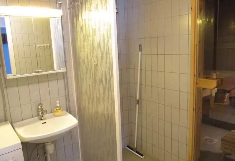 Rukako Karhunvartijan Kota 3 B 2