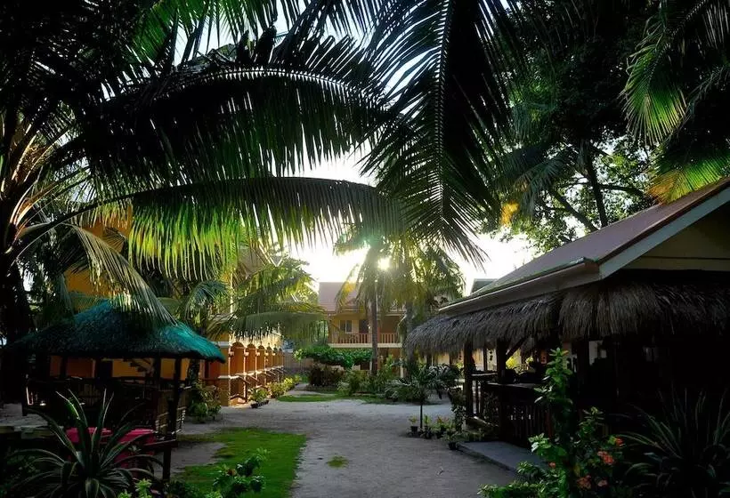 Slam S Garden Dive Resort