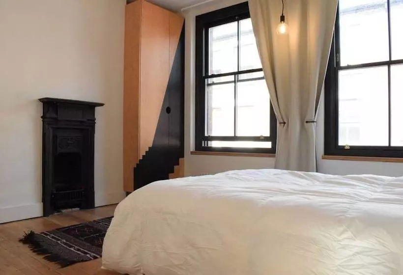 Stunning Home In East London Location