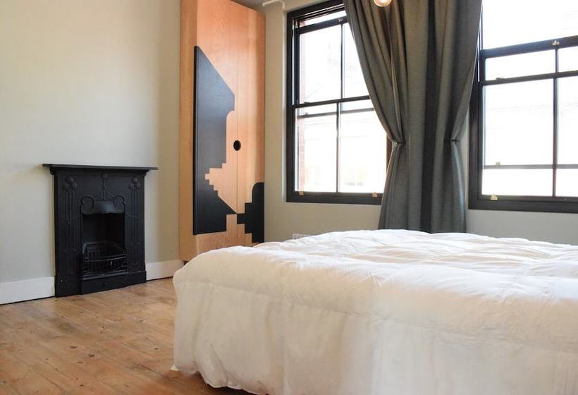 Stunning Home In East London Location