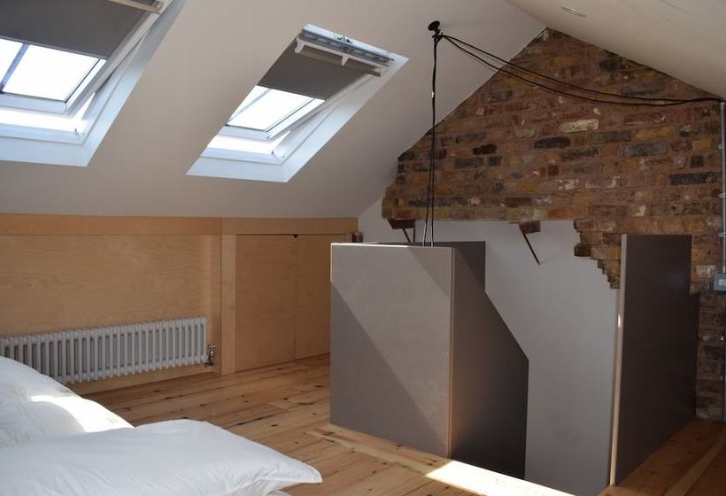 Stunning Home In East London Location