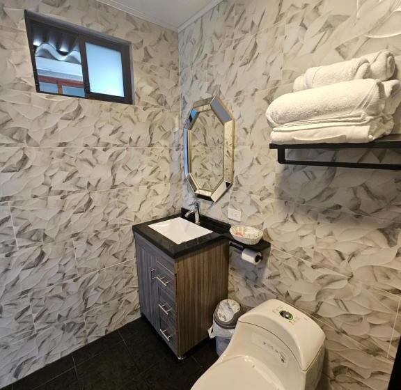 فندق صغير Hosteria Santa Ana