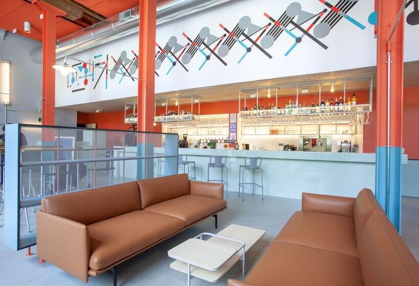 הוסטל The People Strasbourg