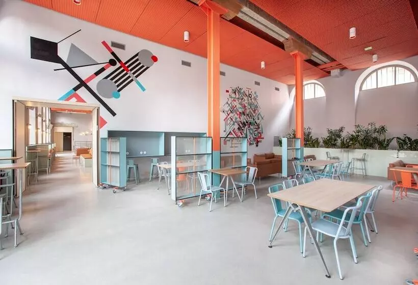 هاستل The People Strasbourg