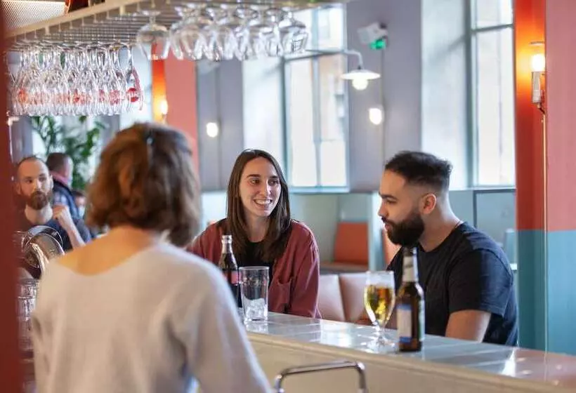 هاستل The People Strasbourg