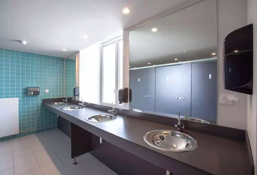 هاستل The People Strasbourg