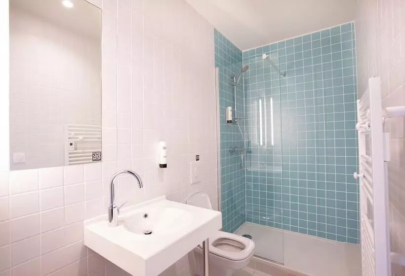 هاستل The People Strasbourg