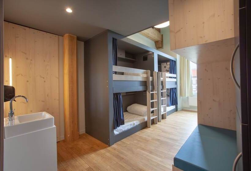 הוסטל The People Strasbourg