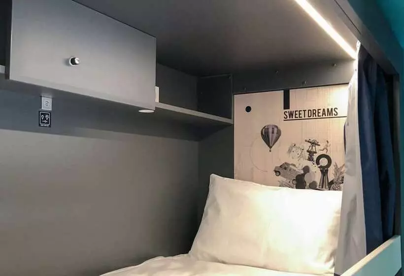 هاستل The People Strasbourg