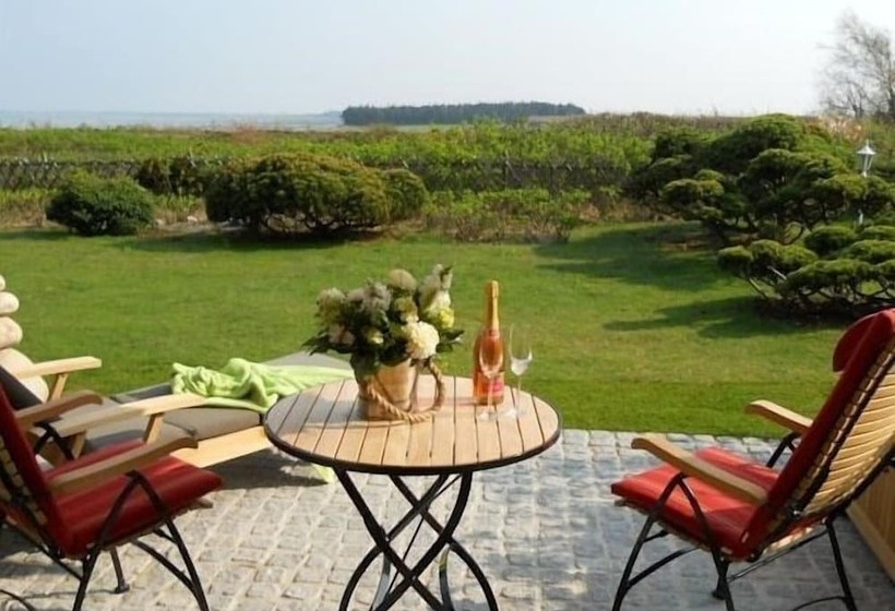 Ferienwohnung Sönshörn 8 Rechts