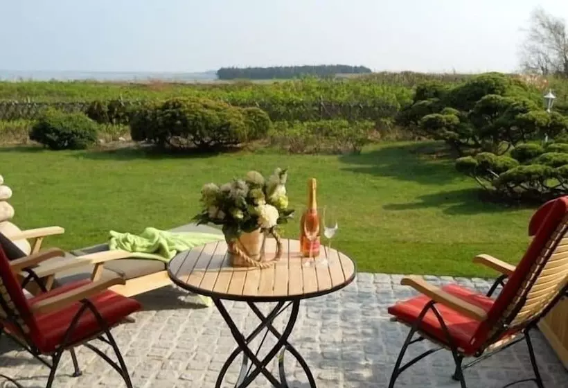 Ferienwohnung Sönshörn 8 Rechts