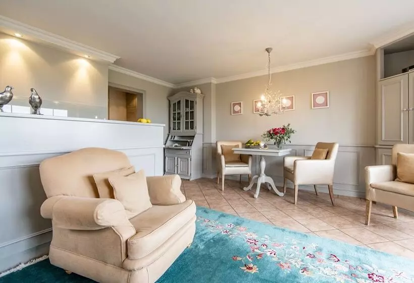 Ferienwohnung Sönshörn 8 Rechts