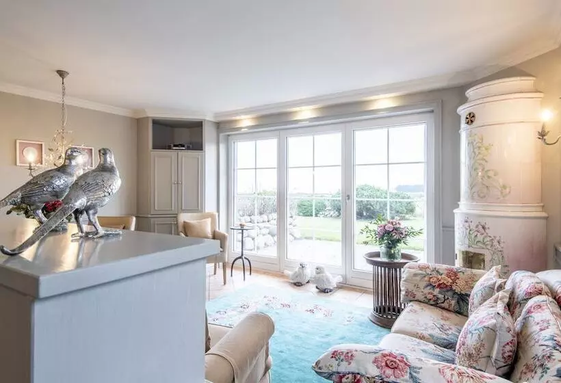 Ferienwohnung Sönshörn 8 Rechts