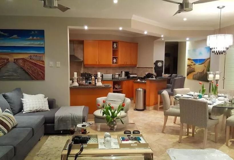 Hotelli 703 Oyster Schelles