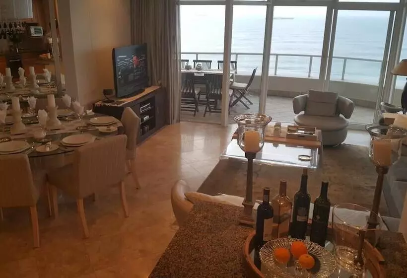 Hotelli 703 Oyster Schelles