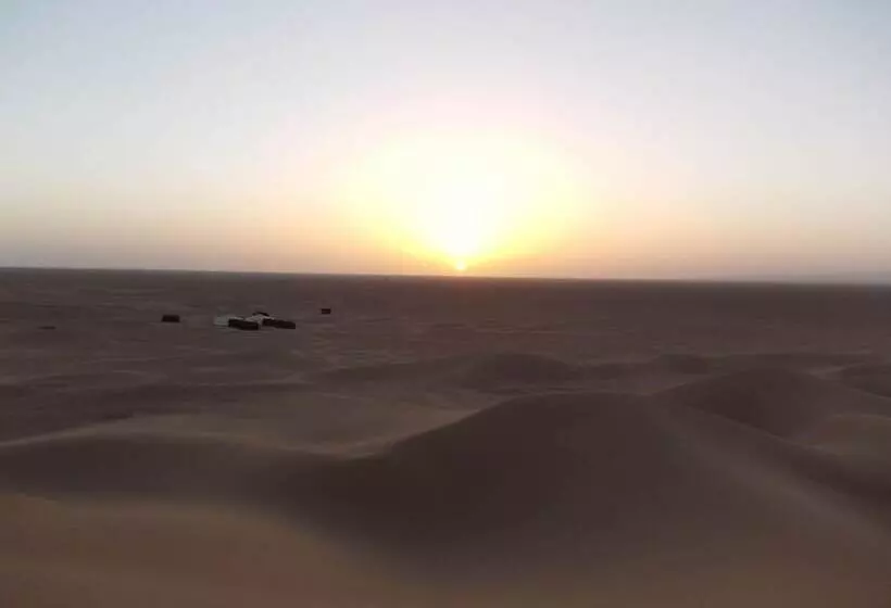 ホテル Bivouac Draa   Nuit Dans Le Désert