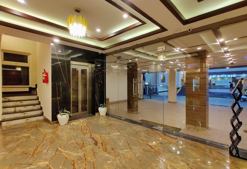 Hotel Divine Residency