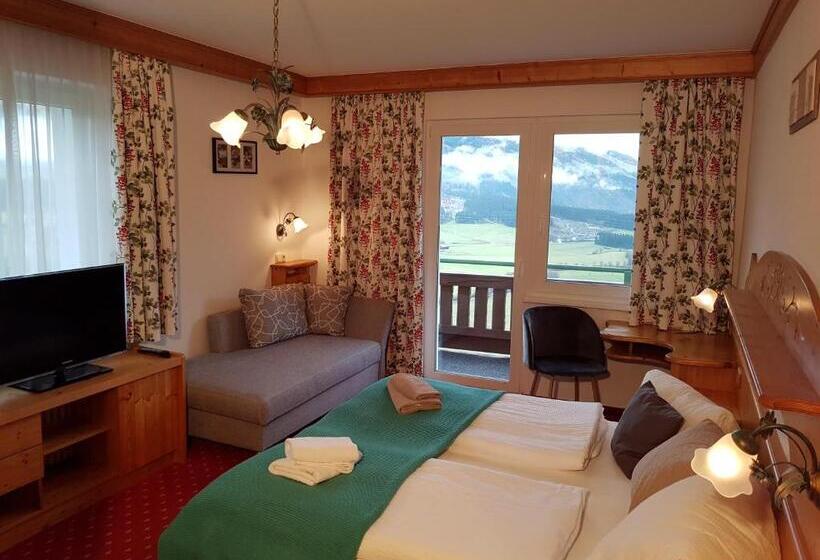 ホテル Gasthof Und Panoramastellplatz Friedburg