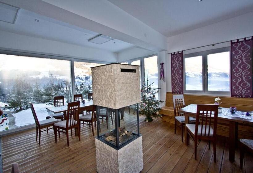 ホテル Gasthof Und Panoramastellplatz Friedburg