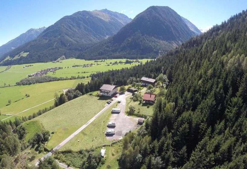 ホテル Gasthof Und Panoramastellplatz Friedburg