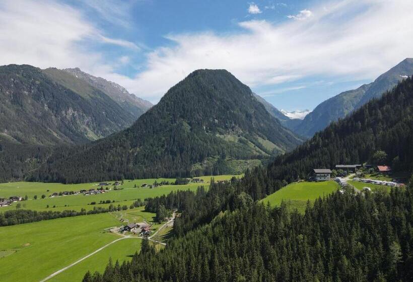 ホテル Gasthof Und Panoramastellplatz Friedburg