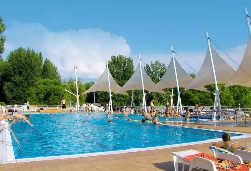 هتل Happy Camp Mobile Homes In Füred Camping
