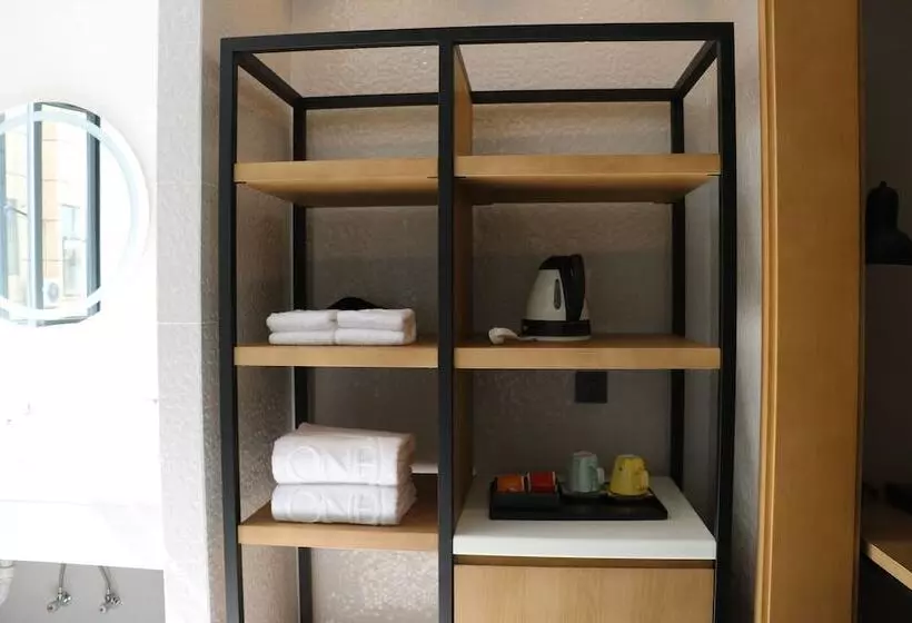 هتل One Flight Apartment Bao An Branch