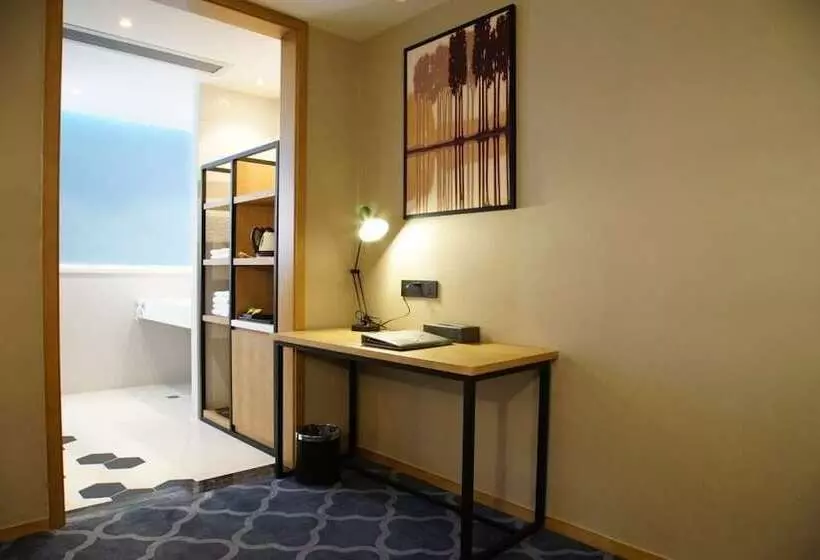 هتل One Flight Apartment Bao An Branch