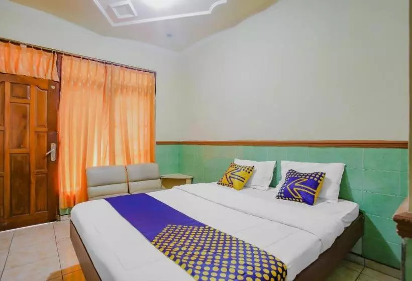 Hotel Spot On 90092 Dewi Safitri