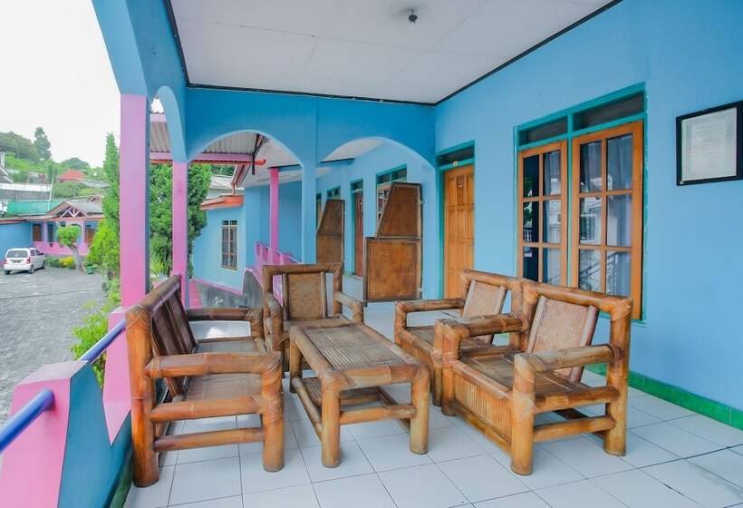 Spot On 90100 Hotel Kediri Bandungan