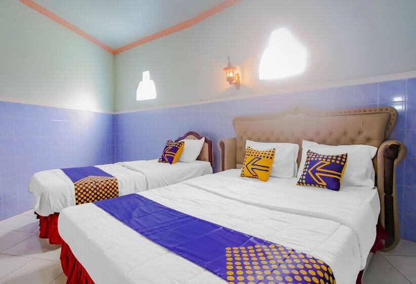 Spot On 90100 Hotel Kediri Bandungan