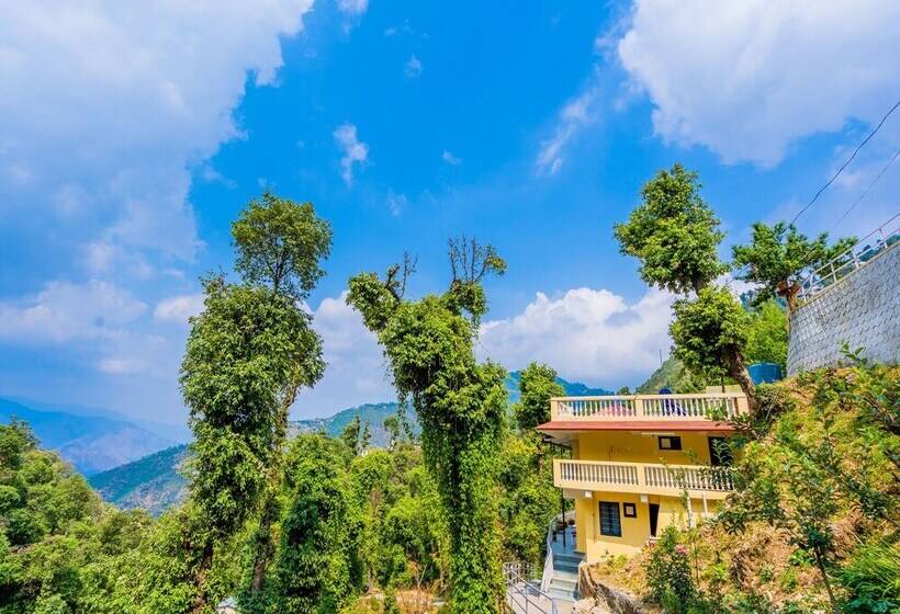 Oyo 14137 Home Valley Studio Kempty Road