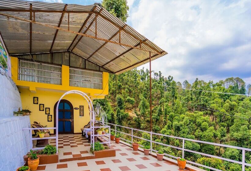 Oyo 14137 Home Valley Studio Kempty Road