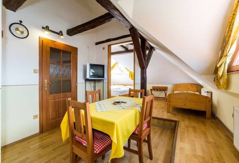 Pension Gardena Kaplická 3