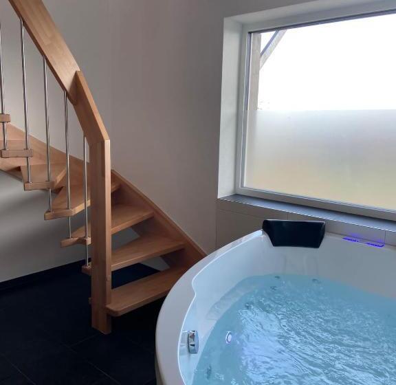 Gasthof Krone Hotel & Restaurant