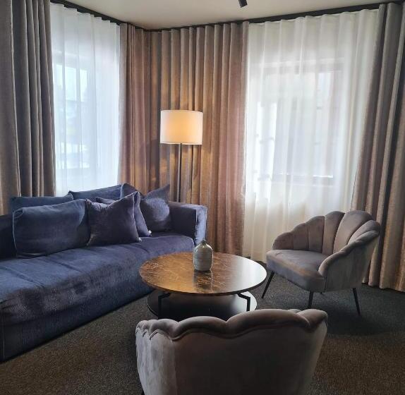 בית מלון כפרי L Viktors