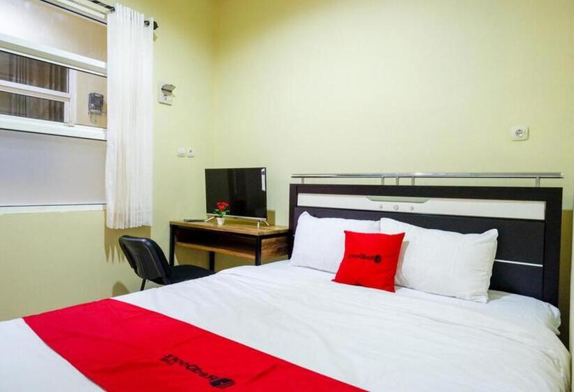 Hotel Reddoorz @ Jalan Bali Cilacap