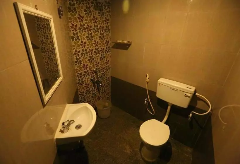 تختخواب و صبحانه Le Apex Inn