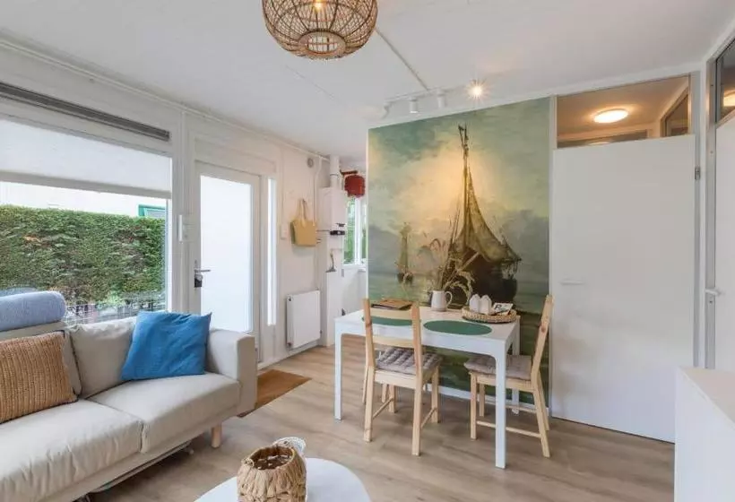 リゾートホテル Holidayhouse   Noordendolfer 2 49 Zoutelande