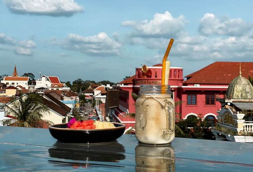 Aborest Tropical Hostel