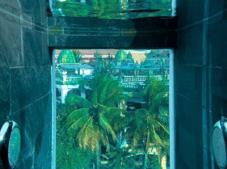 Aborest Tropical Hostel